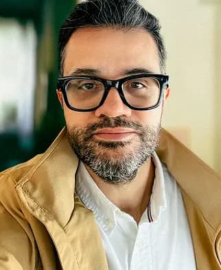 Dr. Behrooz OmidvarTehrani